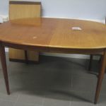 503 1326 DINING TABLE